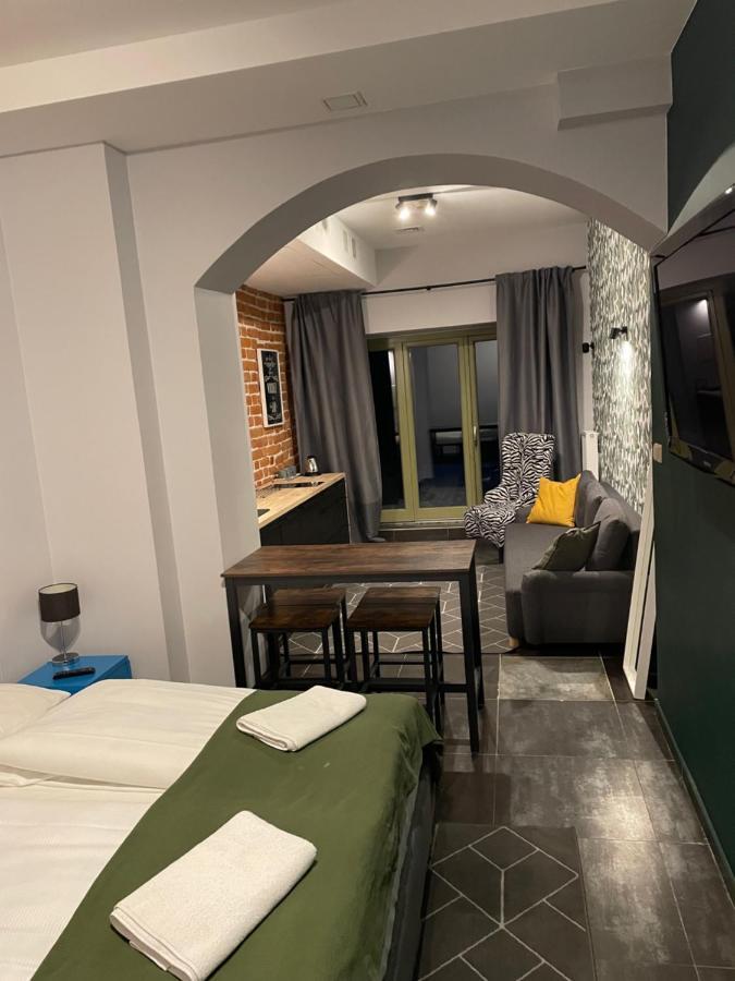 Boogie Deluxe Old Town Aparthotel