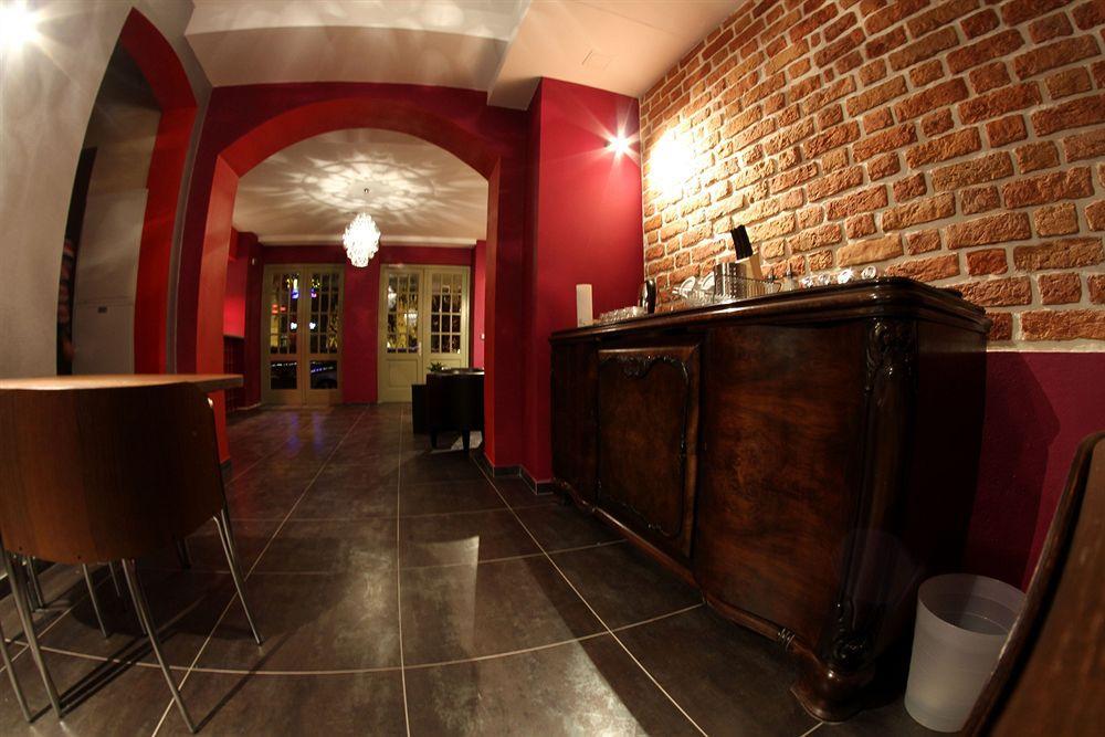 Boogie Deluxe Old Town 3* Breslau
