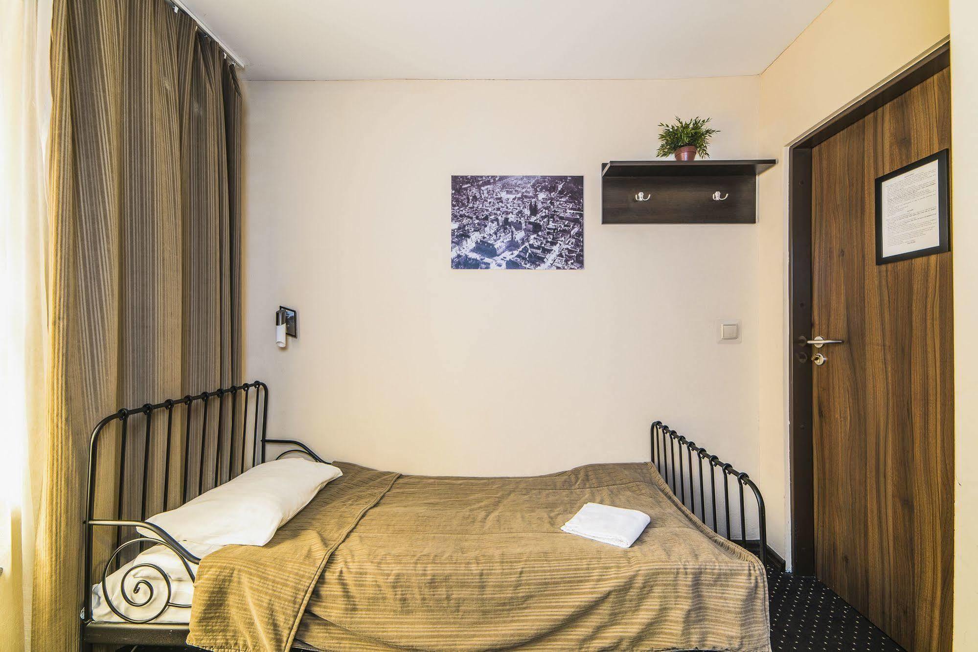Boogie Deluxe Old Town 3*
